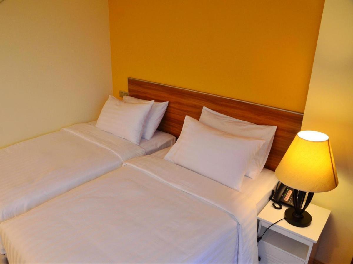 The Grand View Hotel Male Ngoại thất bức ảnh