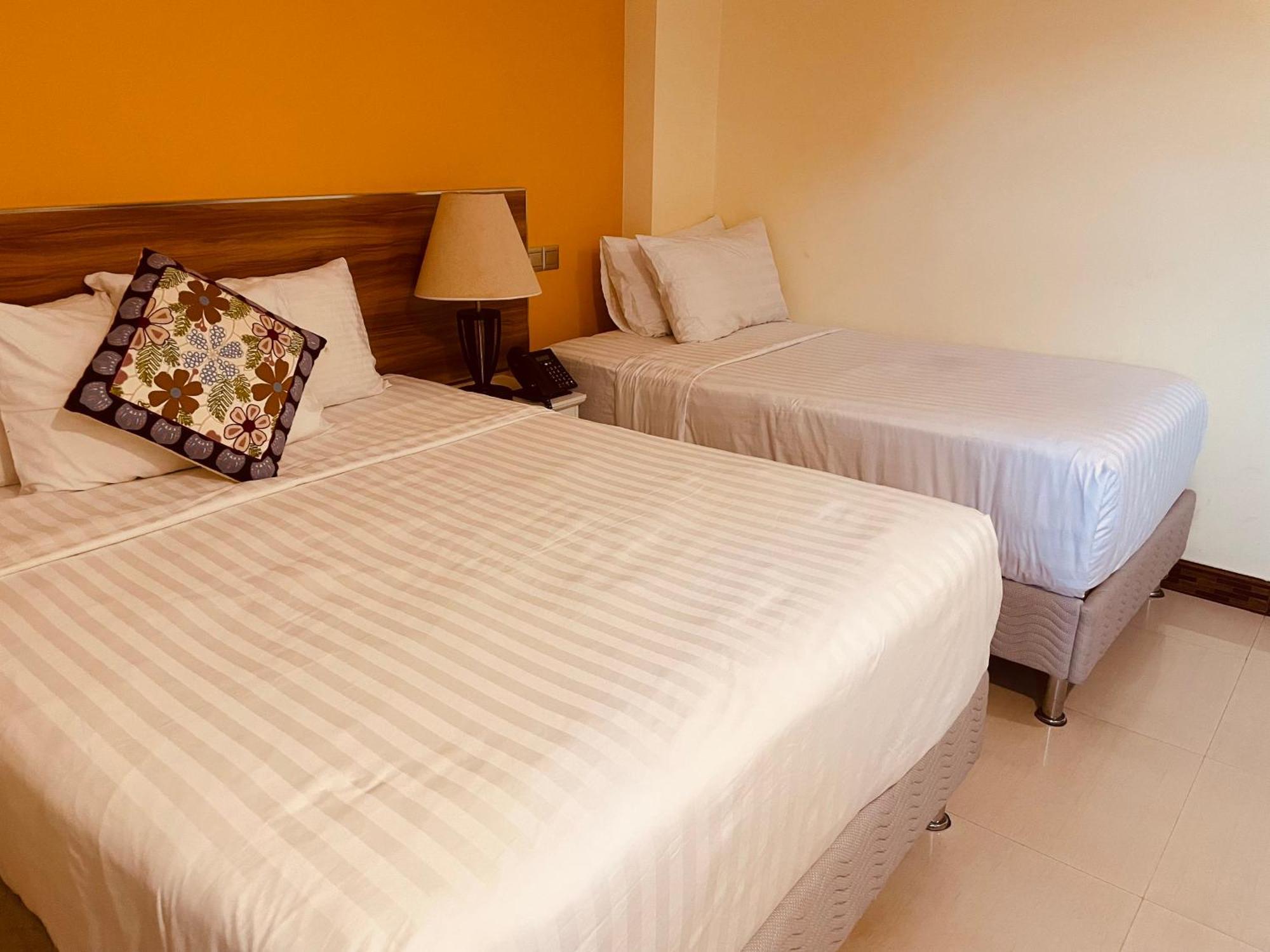 The Grand View Hotel Male Ngoại thất bức ảnh